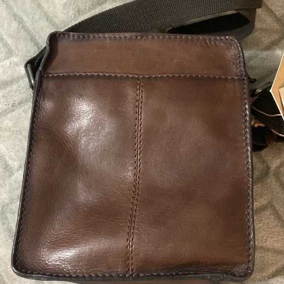 Leather crossbody bag - Picture 2 of 3